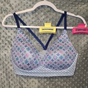 Victoria's Secret Wireless, Lightly Lined Plunge, Bra 34DD